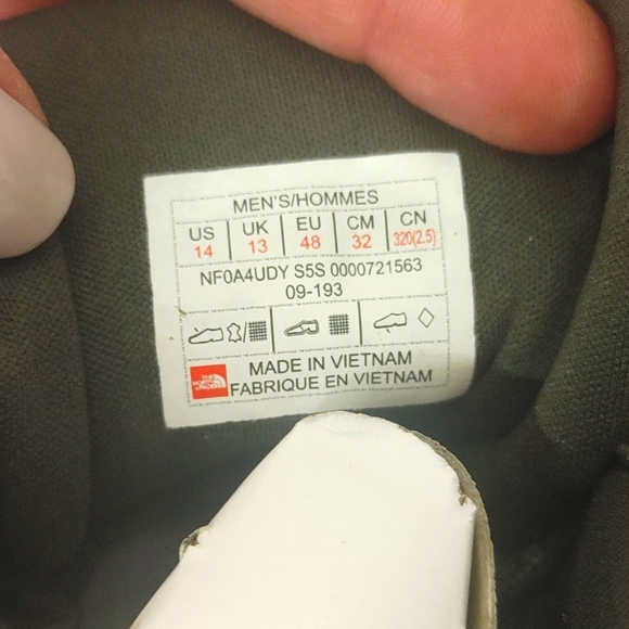 Nitb the North Faces Green leather high top shoes. - Picture 5 of 7